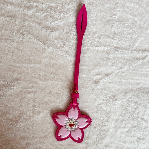 Louis Vuitton X Takashi Murakami Cherry Blossom Bag Charm - Picture 1 of 11